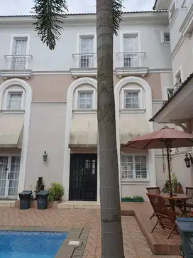 dijual rumah 3 lantai Alesha house vanya park bsd