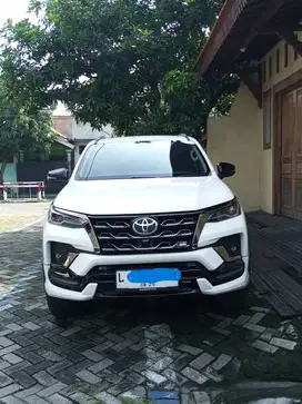 Toyota Fortuner G.R Diesel AT 2023