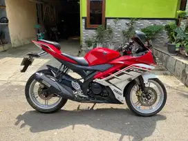 Yamaha R15 V2 2015