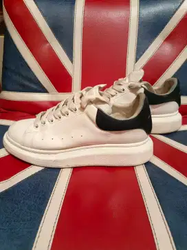 Sale sepatu Alexander mcqueen