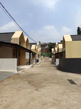Rumah Cluster Siap Huni, Dekat ke Stasiun KRL Bojong gede.