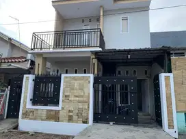 Rumah Tengah Kota 3KT 2KM, Ex Kost, Siap Dibangun 3 Lantai. Murah !!
