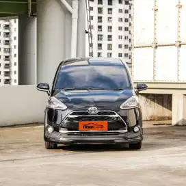 Toyota Sienta 1.5 Q tahun 2017