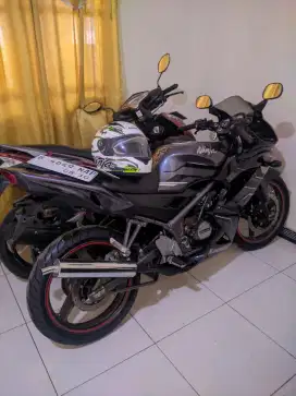 Kawasaki ninja RR new 2015 asli silver