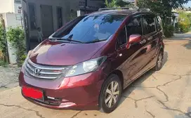Honda Freed E PSD AT 1.5 2009 Tipe Tertinggi Antik Orisinil Terawat