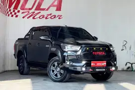 TOYOTA HILUX V 4X4 A/T 2023 HITAM