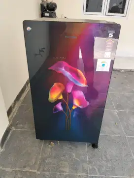 Kulkas/lemari es Polytron 1 pintu