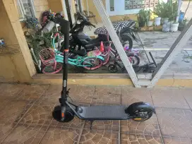 Di Jual Skuter Listrik