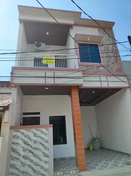 Rumah strategis Poris Indah semi furnished