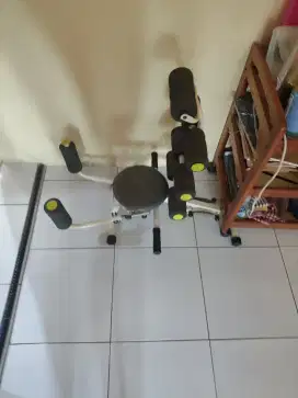 alat olahraga nii udah ga kepake