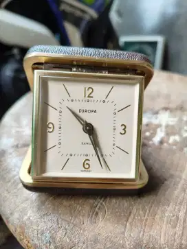 Jam Meja Antik Eutopa