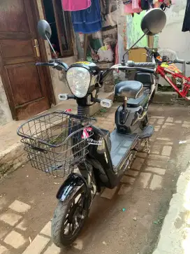 Sepeda listrik super power