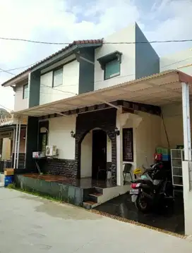 Dijual Rumah di Depok Akses Jalan Raya Bogor NEGO