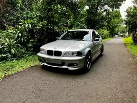 BMW E46 325i 2002