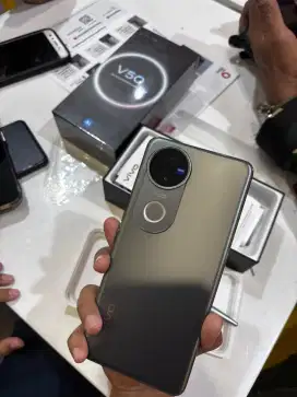 VIVO V50 5G GARANSI RESMI