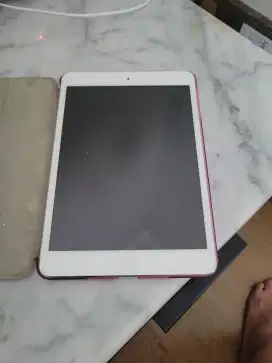 iPad Mini gen 1, 16GB White LCD bermasalah