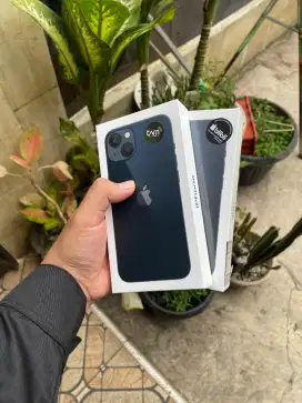 iPhone 13 New Resmi iBox Garansi 1 thn