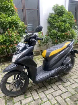 Beat 2014 warna hitam