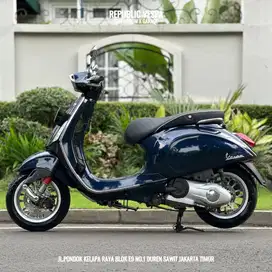 Piaggio Vespa Sprint 150 3V Th 2015 Warna Navy Good Condition