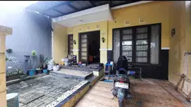 Rumah secondary komplek Pondok cabe Tangerang Selatan