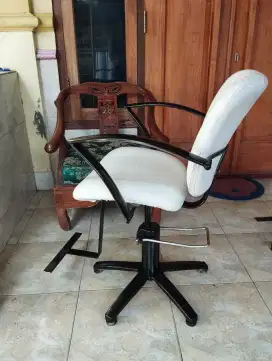 Kursi hidrolik barbershop
