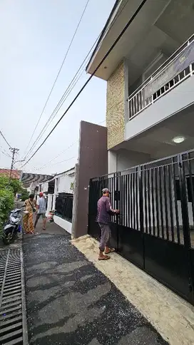 rumah cantik minimalist condet bisa di cicil tanpa Riba