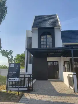 RUMAH 2 LANTAI MEWAH 3KT ANGSURAN 3JT AN DI MENGANTI