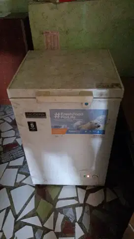 Freezer 100 Liter Modena