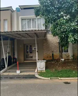 Jual Cepat, Rumah di Cluster Tesla  Gading Serpong