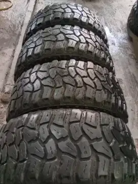 Komodo 33x12.50 R20
