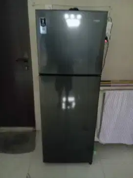 Kulkas AQUA 2 pintu