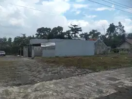 Tanah Pekarangan Siap Bangun, Dekat Kampus UII Jalan Kaliurang