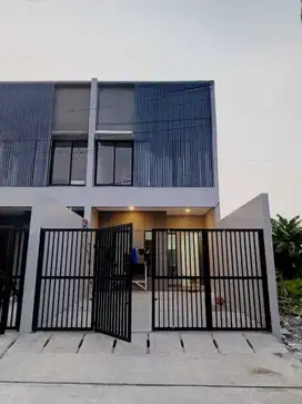 Rumah baru dalam komplek Kav DKI Meruya Utara Jakbar
