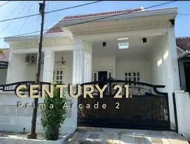 Rumah Modern Minimalis Siap Huni di Taman Cipulir Estate