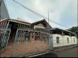 Rumah Nyaman Luas 1 Lantai di Sarijadi