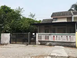 Disewakan rumah di legok hadap lapangan dekat ke bsd dan stasiun
