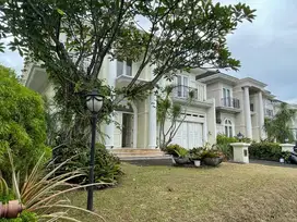 Disewakan Rumah Mewah  Fontainebleau Golf Residence BSD City