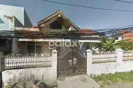 Rumah Simpang Darmo Permai Surabaya