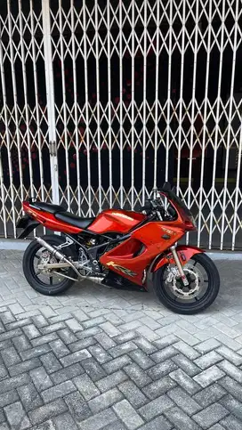 Ninja rr cbu 2005 zx