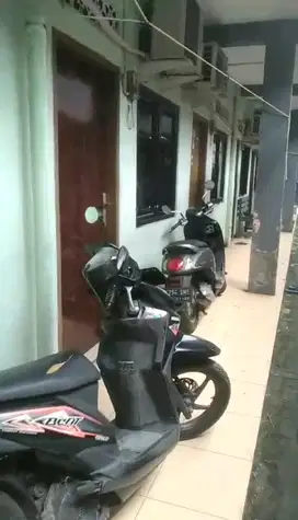 Rumah Kosan Luas Tanah 300M² Total 16 Pintu Isi Ful Dekat Sekneg