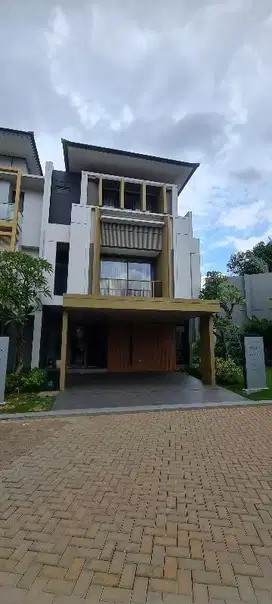 rumah mewah Elyon  Eonna BSD city