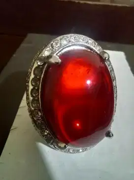 Batu cincin merah siem