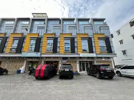 Di Jual Ruko Di komplek Istana Prima 2 ( Depan RS Regina Maris)