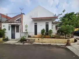 Dijual  Rumah di Graha  Raya Bintaro Pondok Aren Lokasi stategis