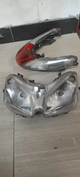 Reflektor lampu depan belakang Vario 110 karbu