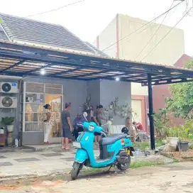 Kanopi baja ringan