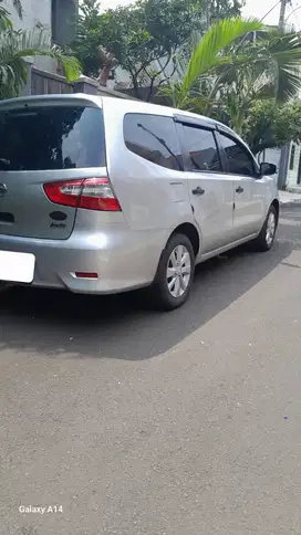 Nissan Grand livina 2013 Bensin