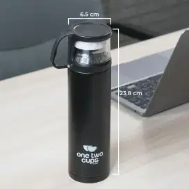 Termos dengan cangkir kapasitas 500 ml