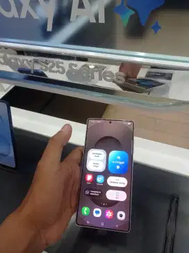 Kredit Hp samsung Galaxy S25 baru promo 0% bunga + bebas 2× cicilan