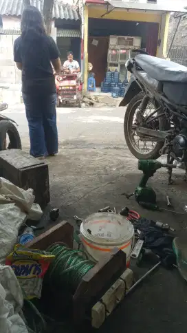 Jasa mekanik panggilan perpengalaman